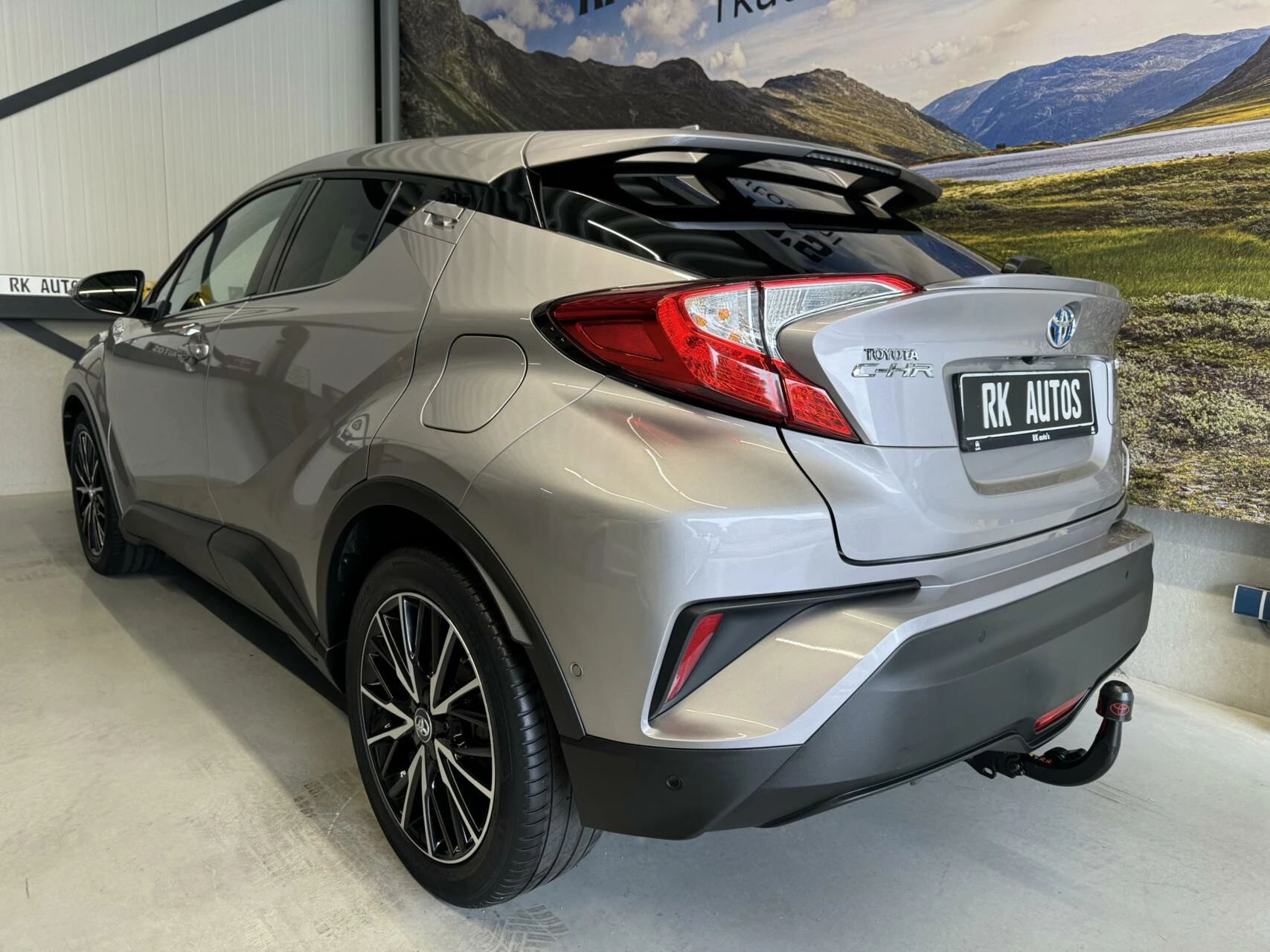 Hoofdafbeelding Toyota C-HR