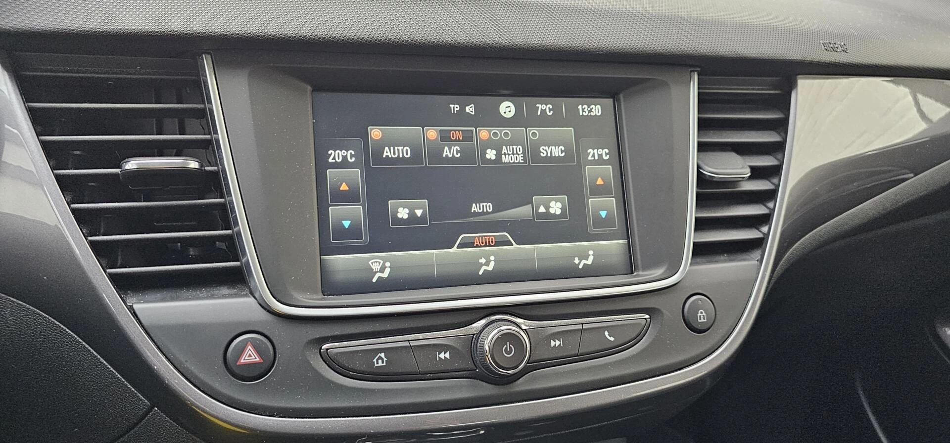 Hoofdafbeelding Opel Crossland X