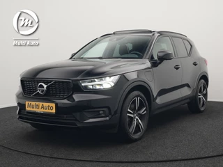 Hoofdafbeelding Volvo XC40 Volvo XC40 T4 Recharge R-Design Plug In Hybrid 211pk Dealer O.H PHEV | Panodak | 360 Camera | Harman Kardon Sound | Adaptive Cruise | Alcantara Sportstoelen Verwarmd | Apple Carplay | Keyless | Blis | Stuur Verwarmd | Navigatie | Virtual | DAB |