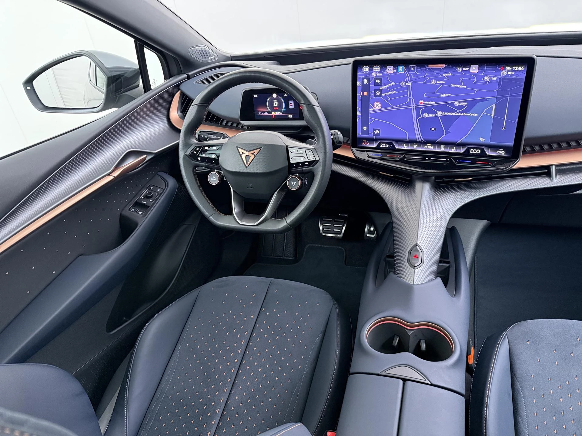 Hoofdafbeelding CUPRA Tavascan
