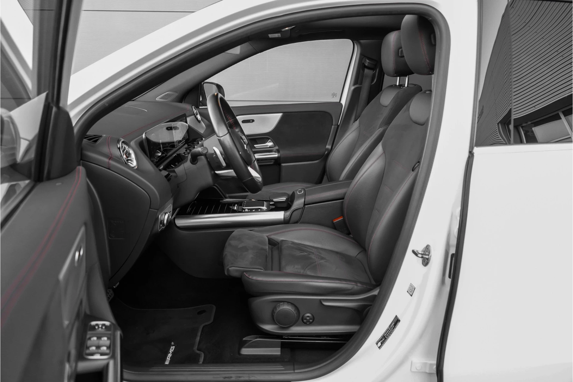 Hoofdafbeelding Mercedes-Benz EQA