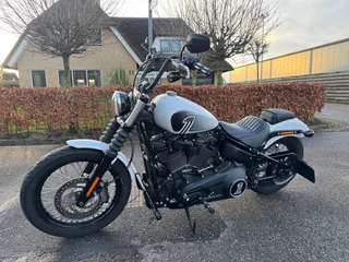 Harley-Davidson Street Bob Softail Streetbob 5hd