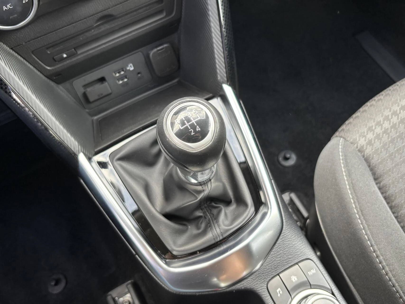 Hoofdafbeelding Mazda 2