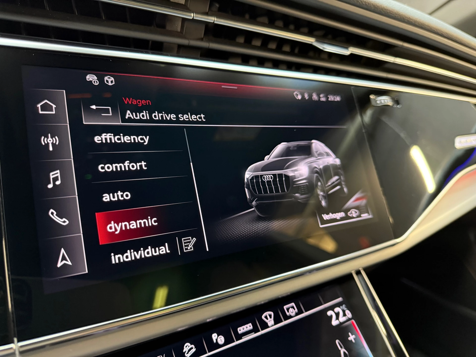 Hoofdafbeelding Audi Q8