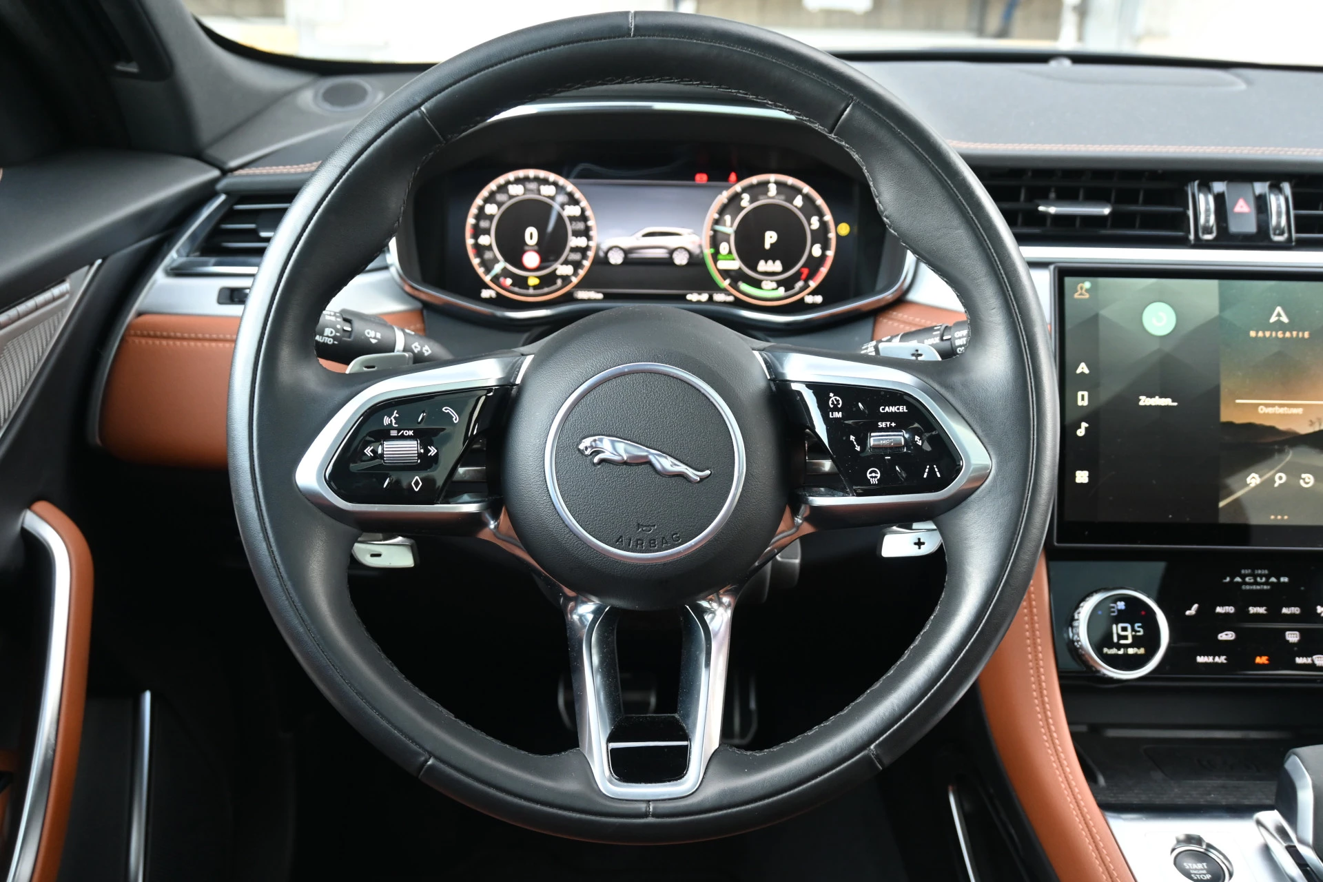 Hoofdafbeelding Jaguar F-PACE