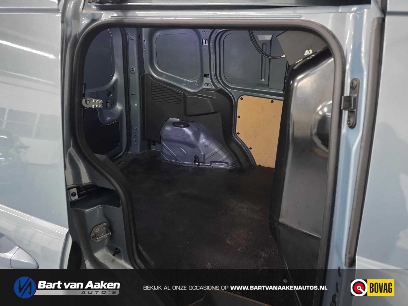 Hoofdafbeelding Ford Transit Courier