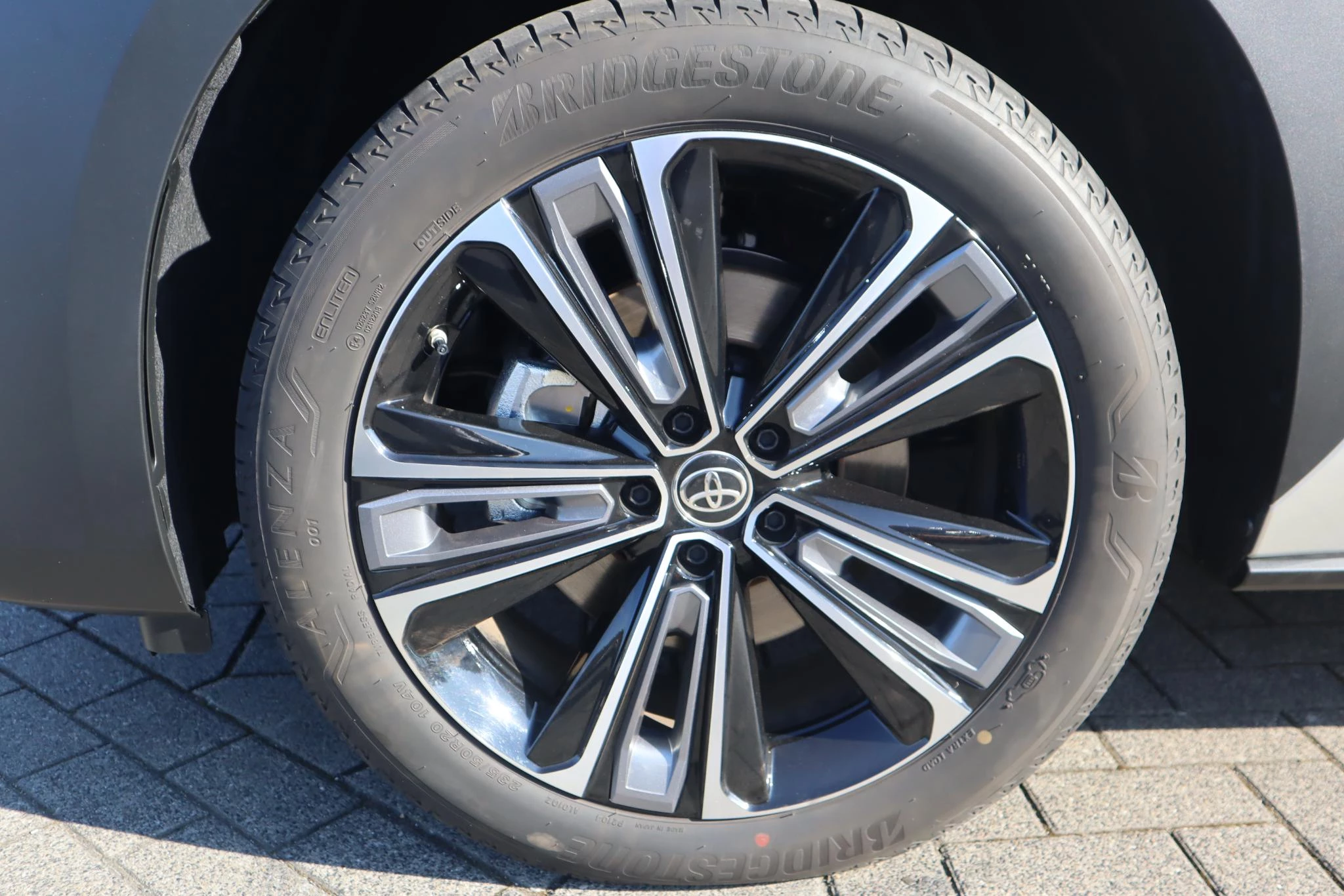 Hoofdafbeelding Toyota bZ4X