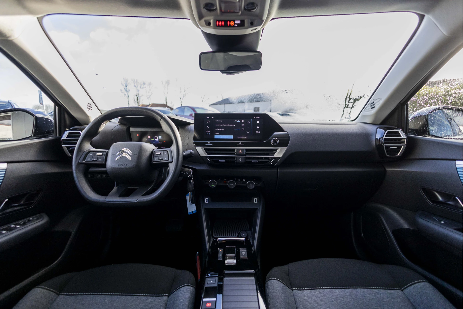 Hoofdafbeelding Citroën ë-C4