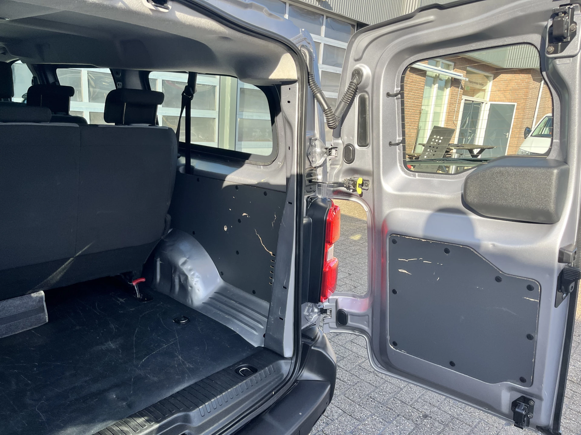 Hoofdafbeelding Peugeot Traveller