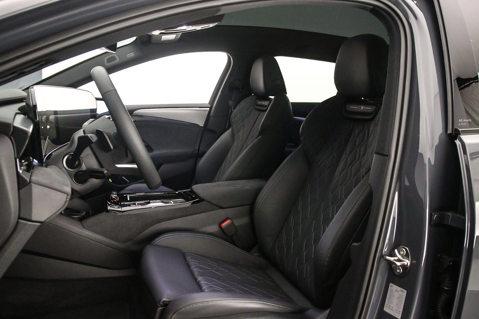 Hoofdafbeelding Audi A6 Avant e-tron