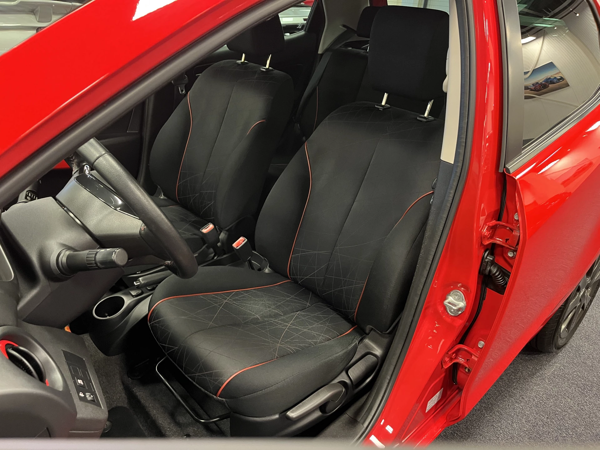 Hoofdafbeelding Mazda 2