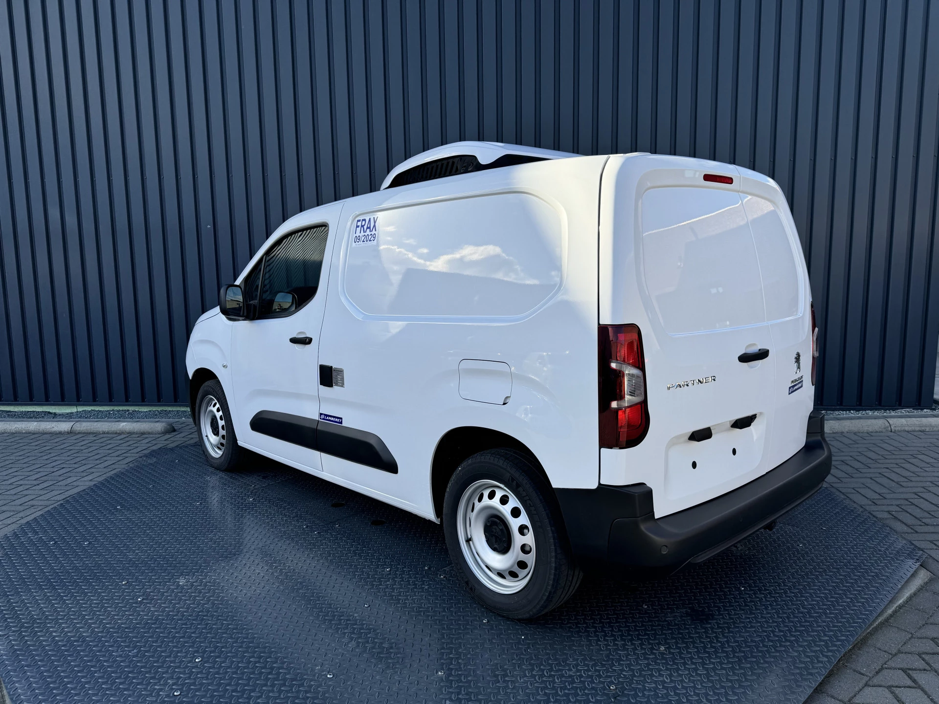 Hoofdafbeelding Peugeot Partner