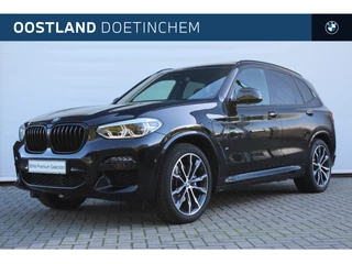 BMW X3 xDrive30e High Executive M Sport Automaat / Panoramadak / Trekhaak / Sportstoelen / Achteruitrijcamera / Adaptieve LED / Head-Up / Stuurverwarming