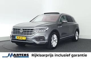 Volkswagen Touareg 3.0 TDI 230pk R-Line Grijs Kenteken Trekhaak Camera Luchtvering Matrix Led Keyless Leder Memory Virtual Cockpit Navigatie