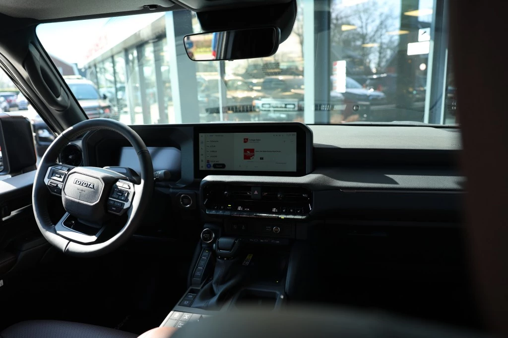 Hoofdafbeelding Toyota Land Cruiser