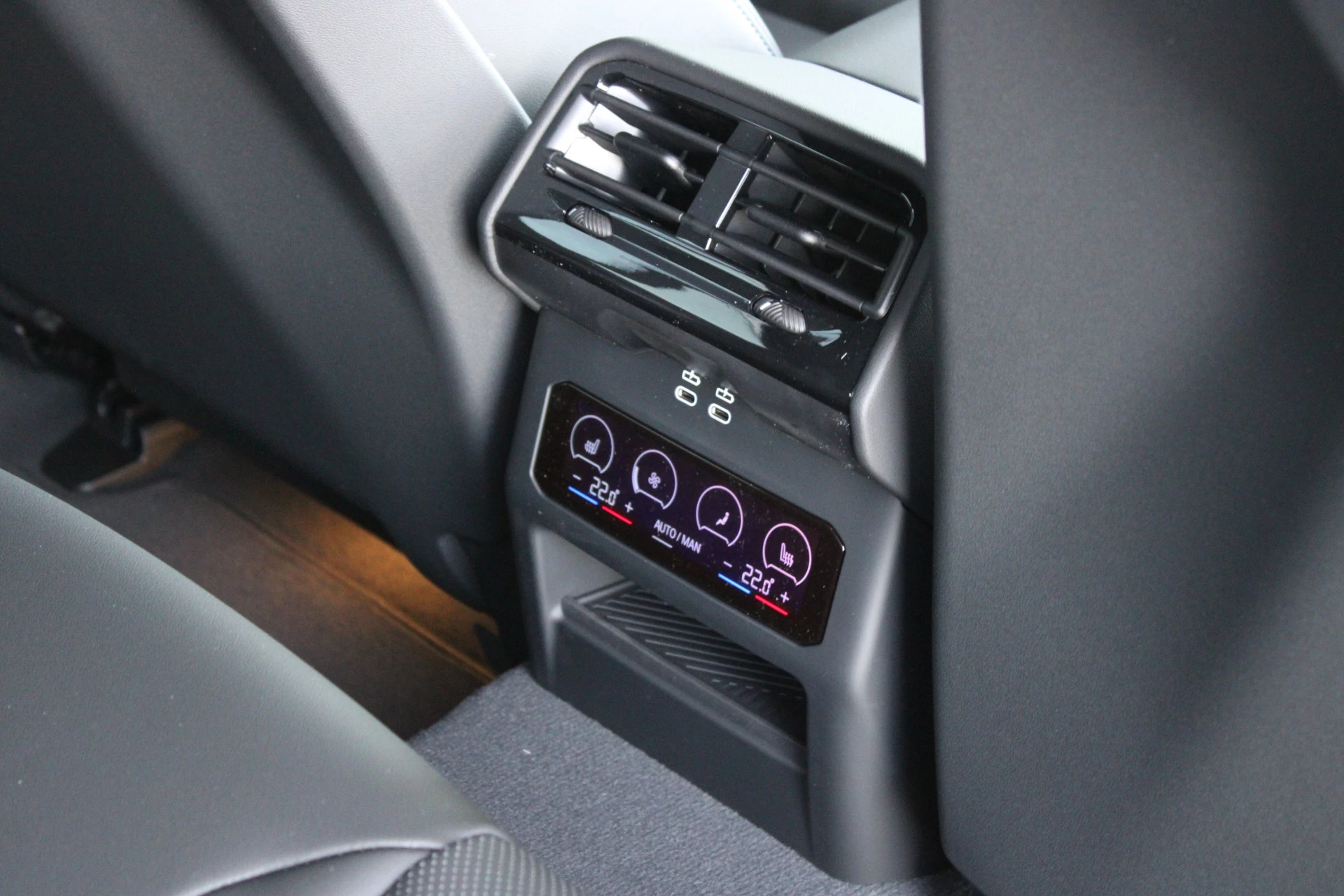 Hoofdafbeelding BMW i5