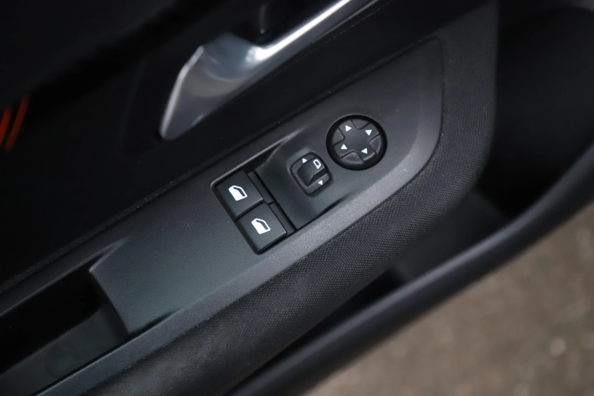 Hoofdafbeelding Peugeot e-208