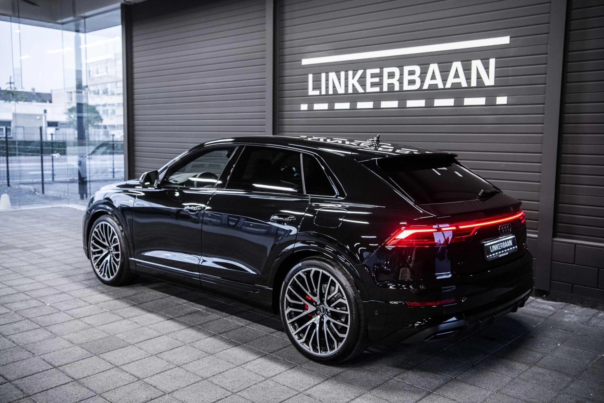 Hoofdafbeelding Audi Q8