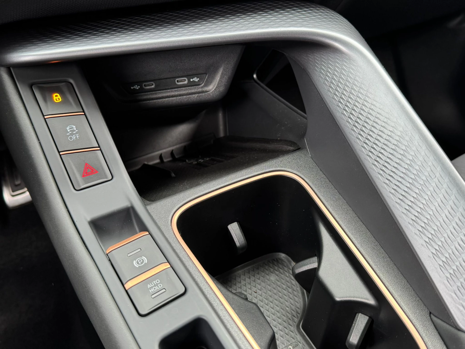 Hoofdafbeelding CUPRA Terramar