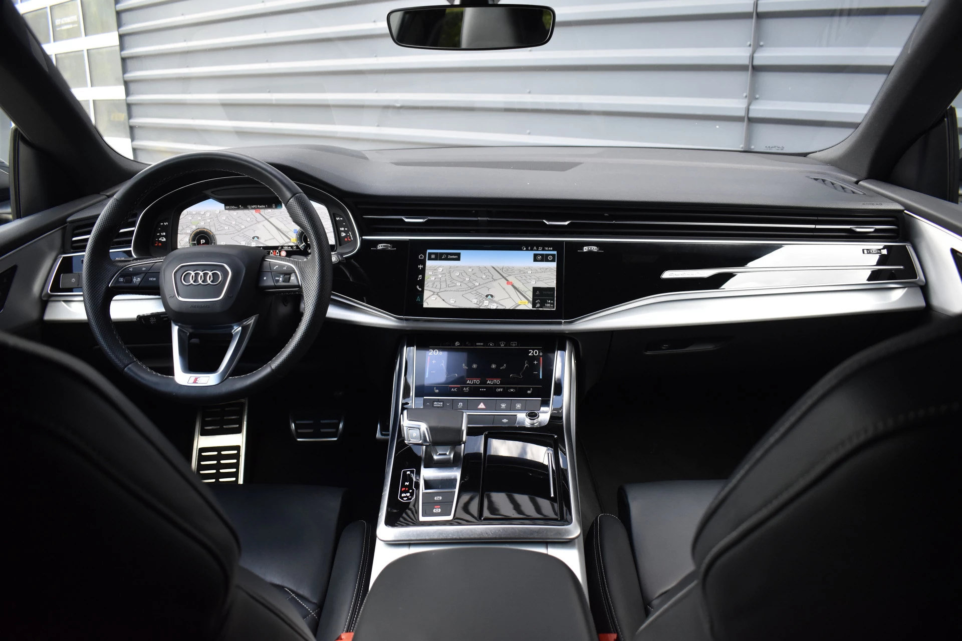 Hoofdafbeelding Audi Q8