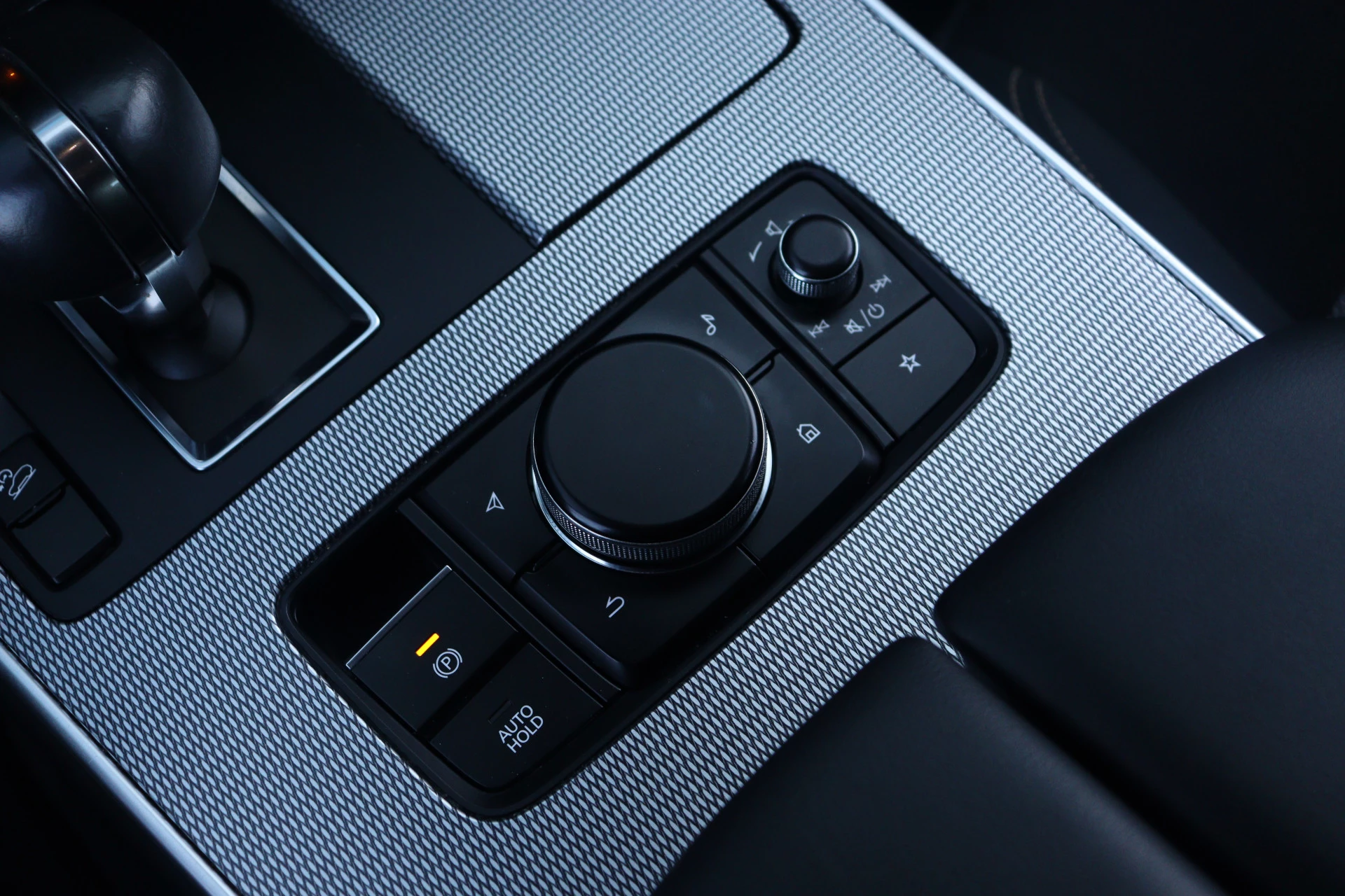 Hoofdafbeelding Mazda CX-60