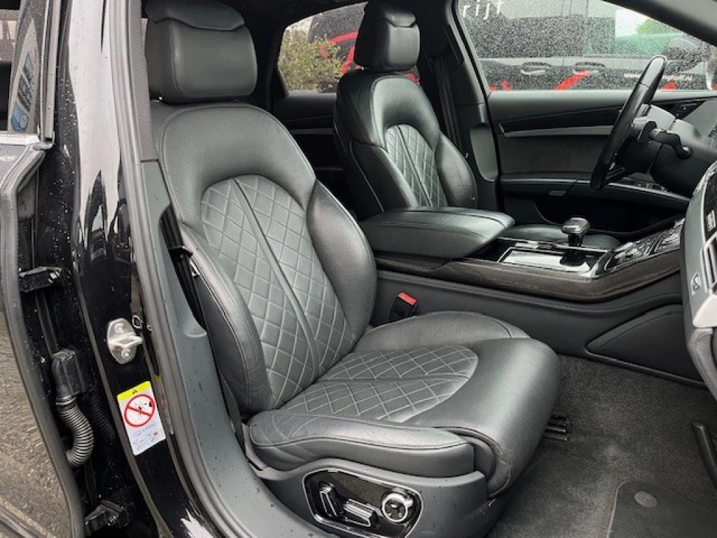 Hoofdafbeelding Audi S8