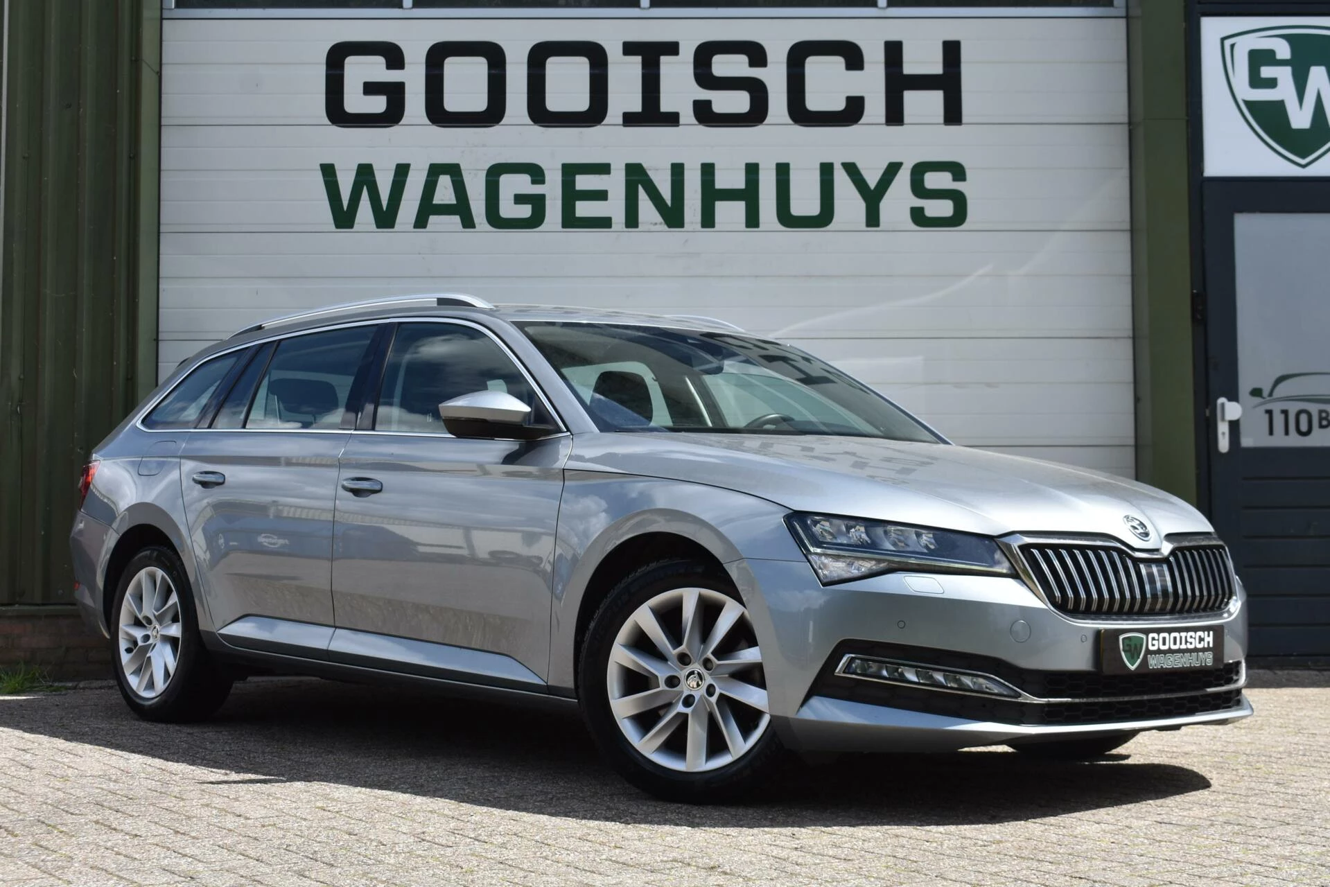Hoofdafbeelding Škoda Superb