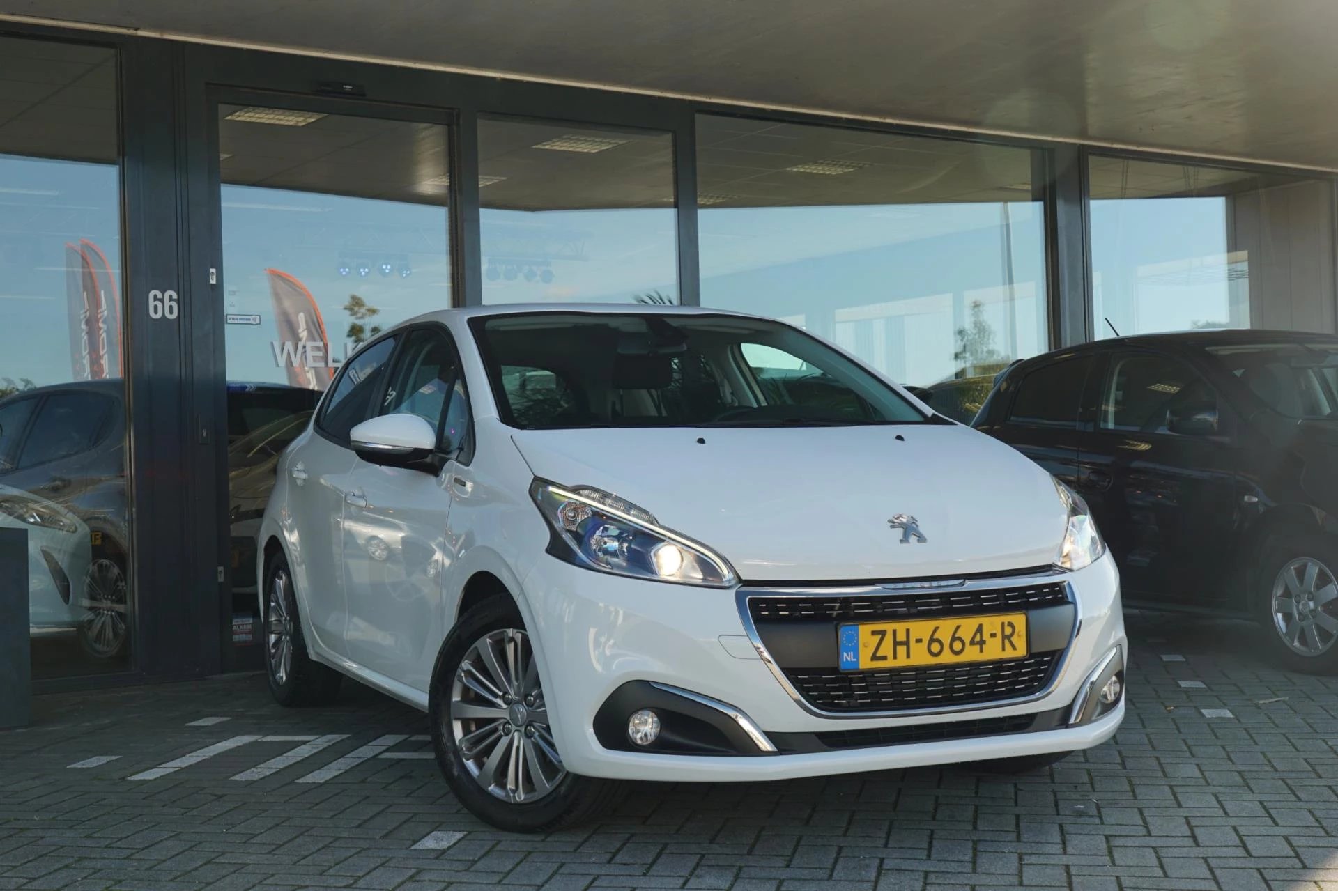 Hoofdafbeelding Peugeot 208