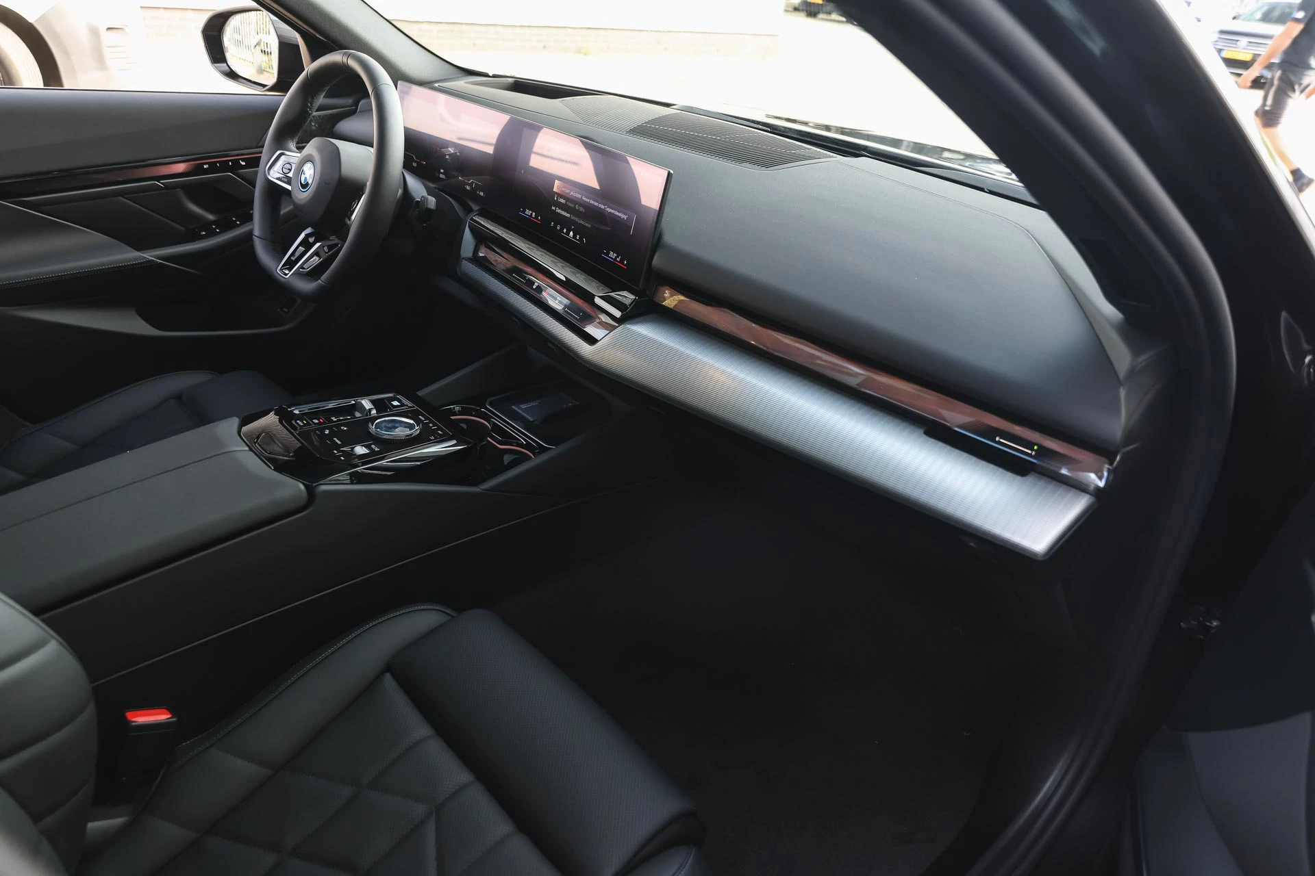 Hoofdafbeelding BMW i5