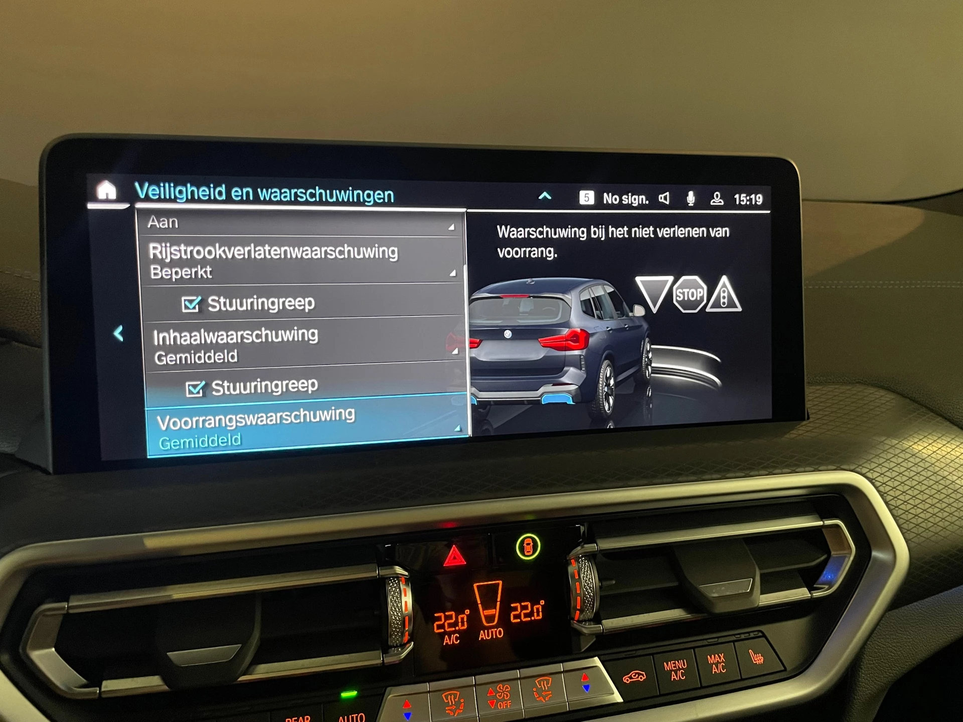 Hoofdafbeelding BMW iX3