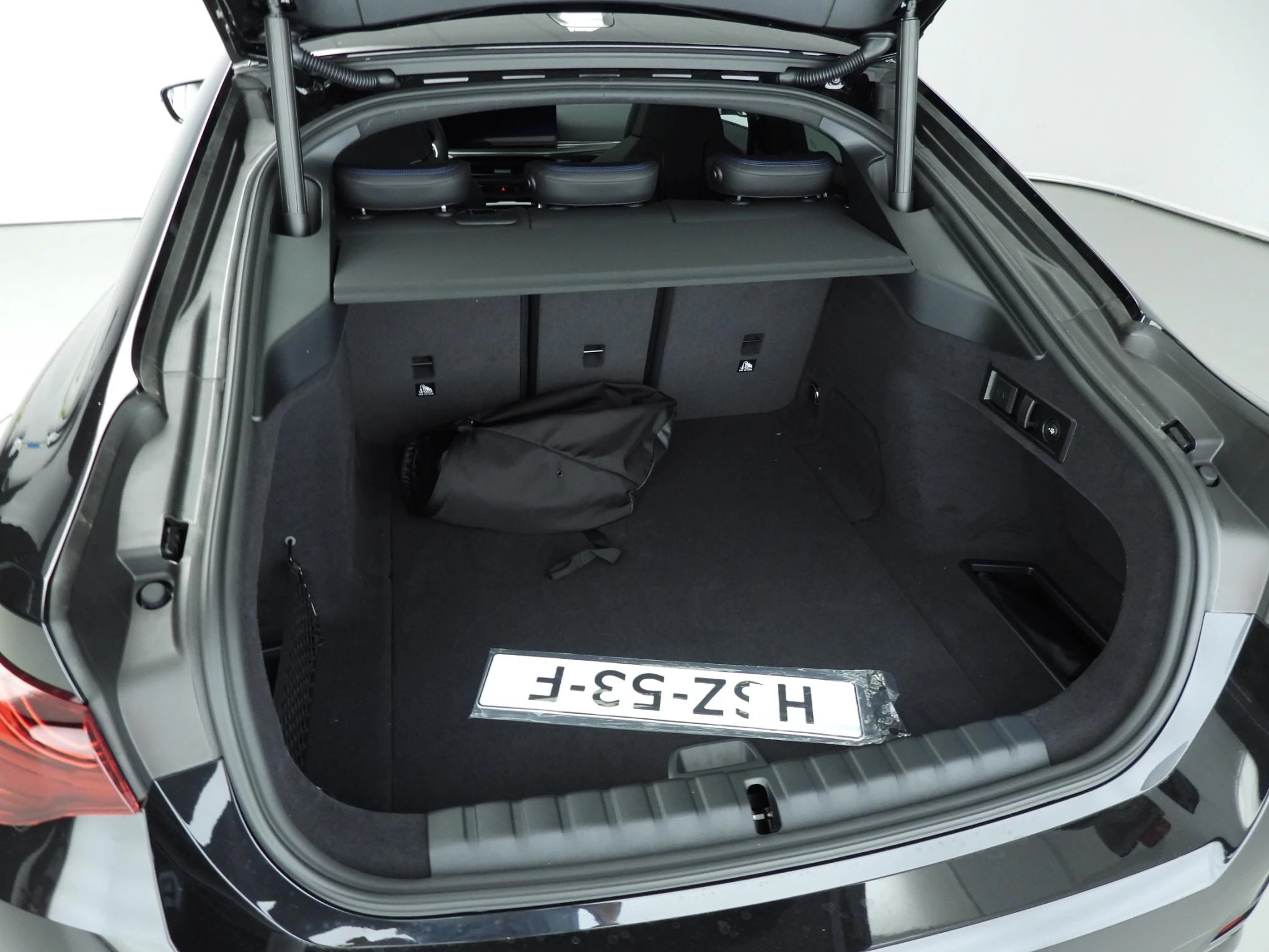 Hoofdafbeelding BMW i4