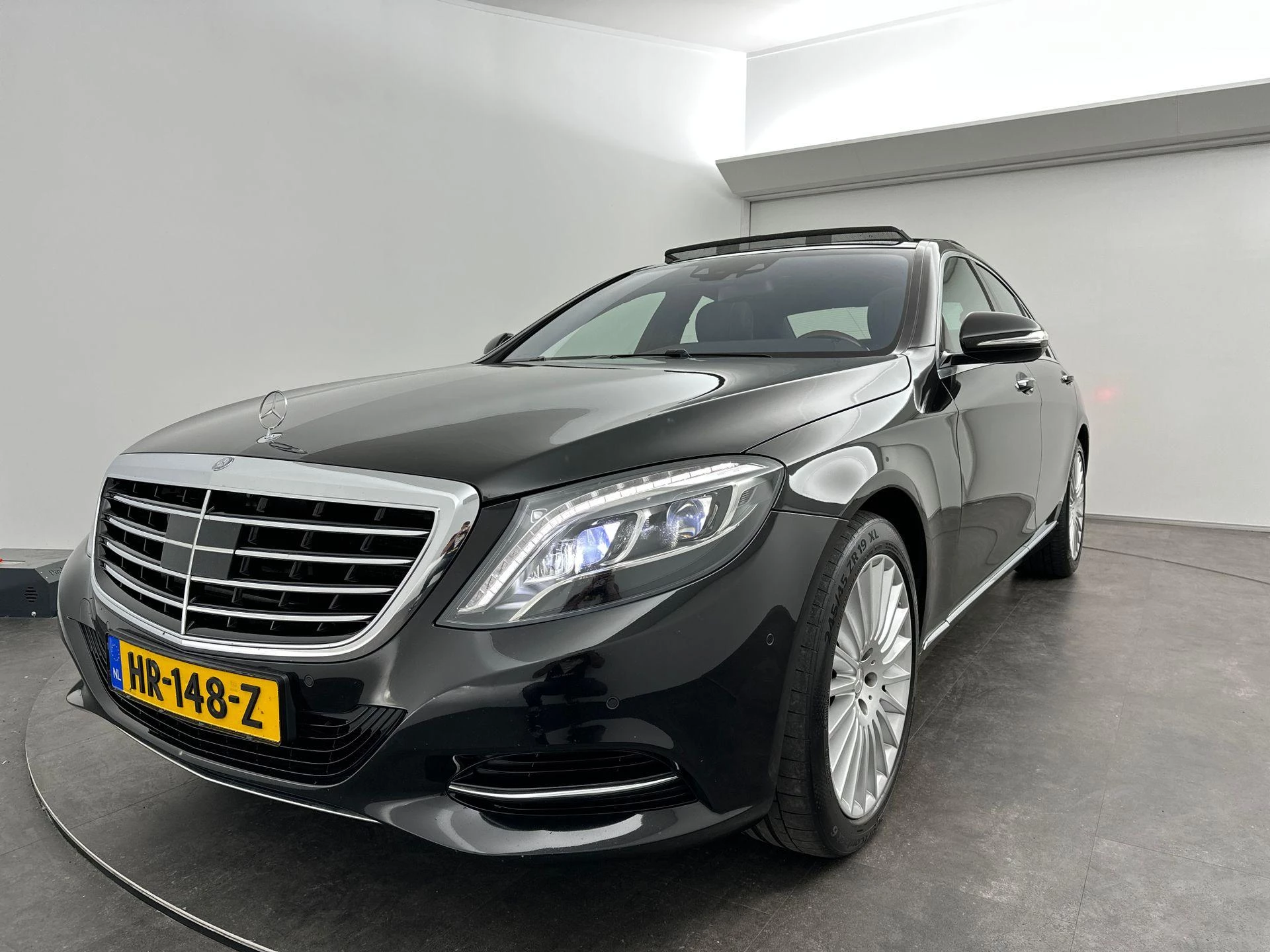 Hoofdafbeelding Mercedes-Benz S-Klasse