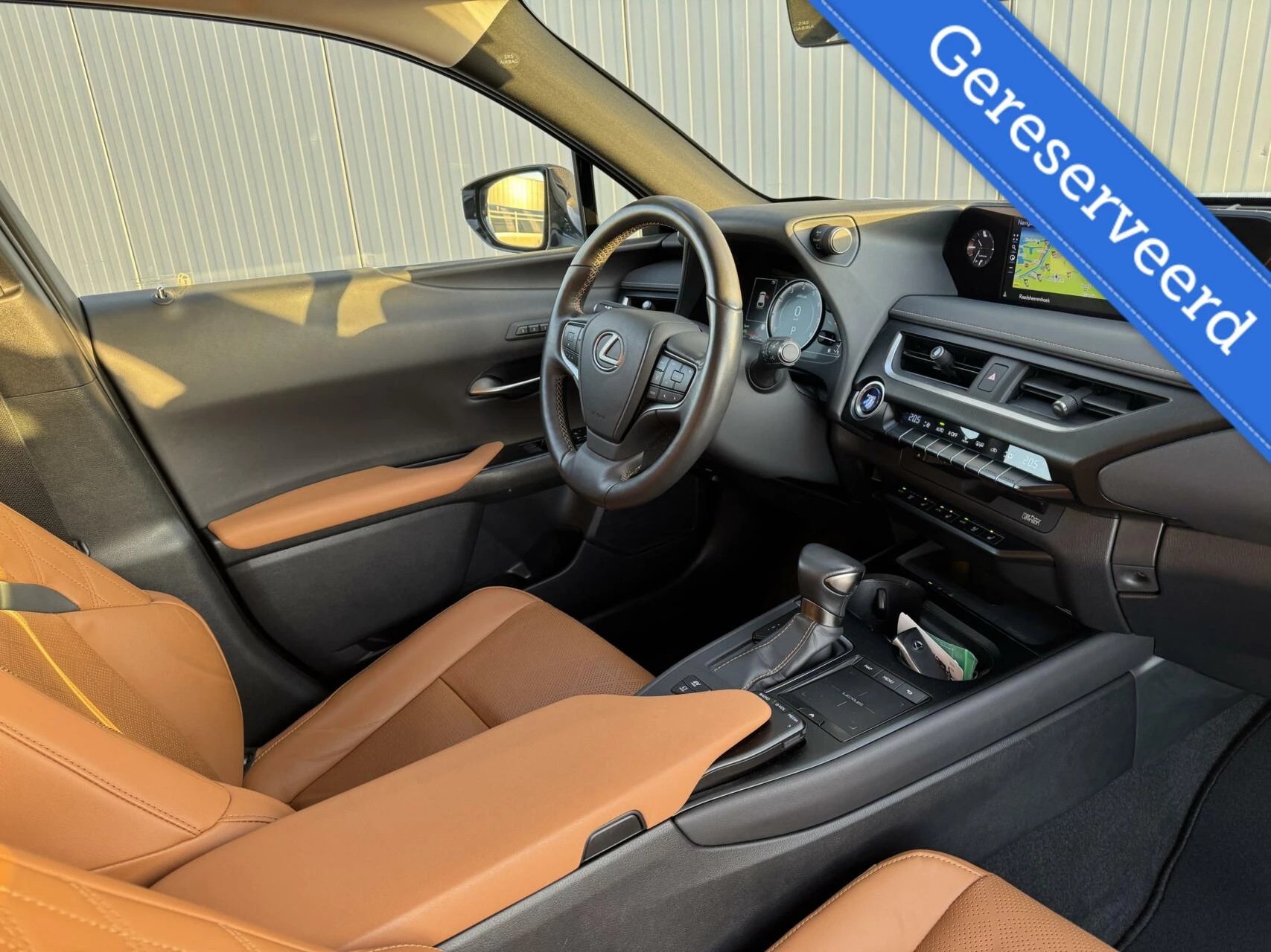 Hoofdafbeelding Lexus UX