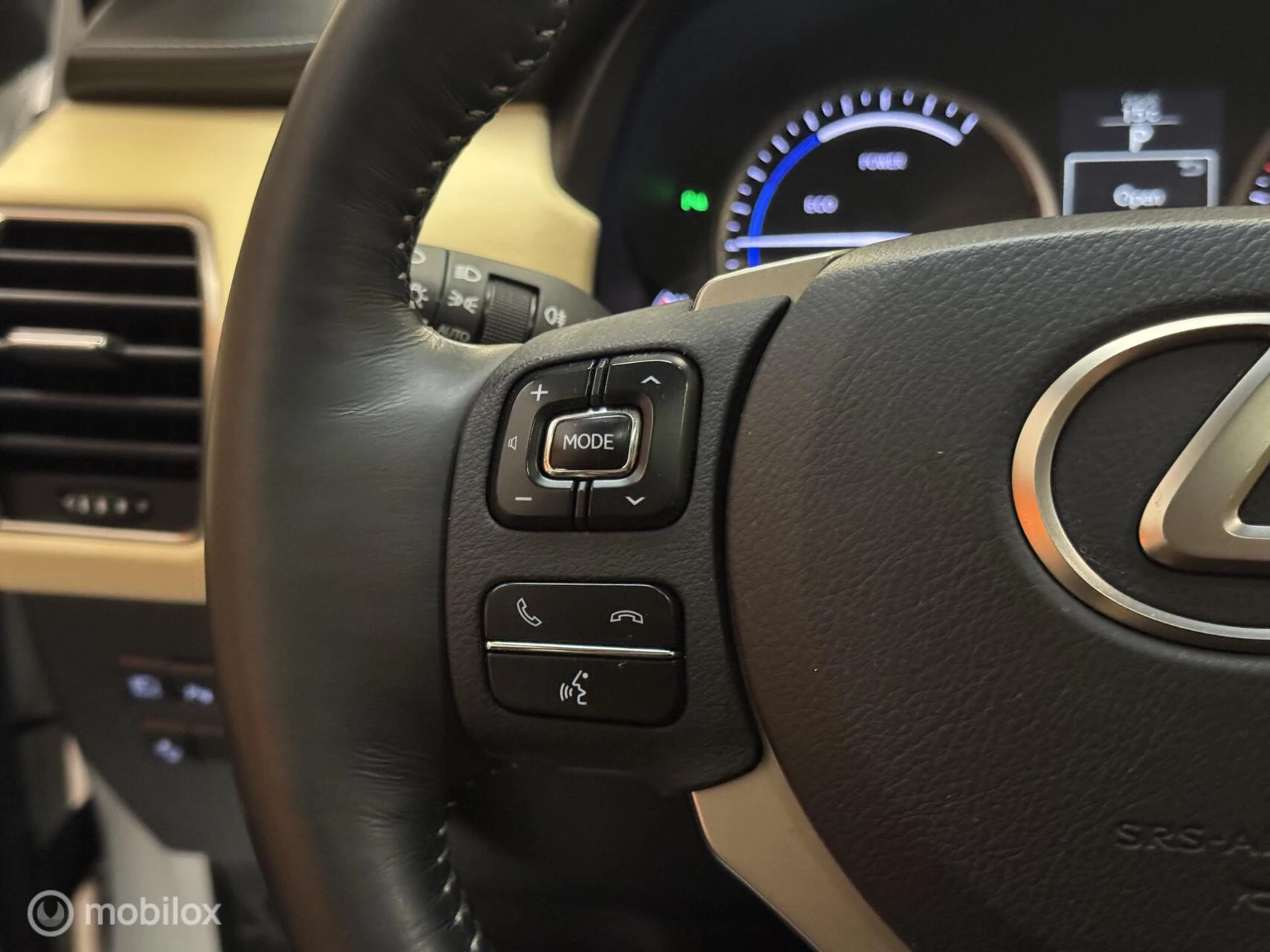 Hoofdafbeelding Lexus NX