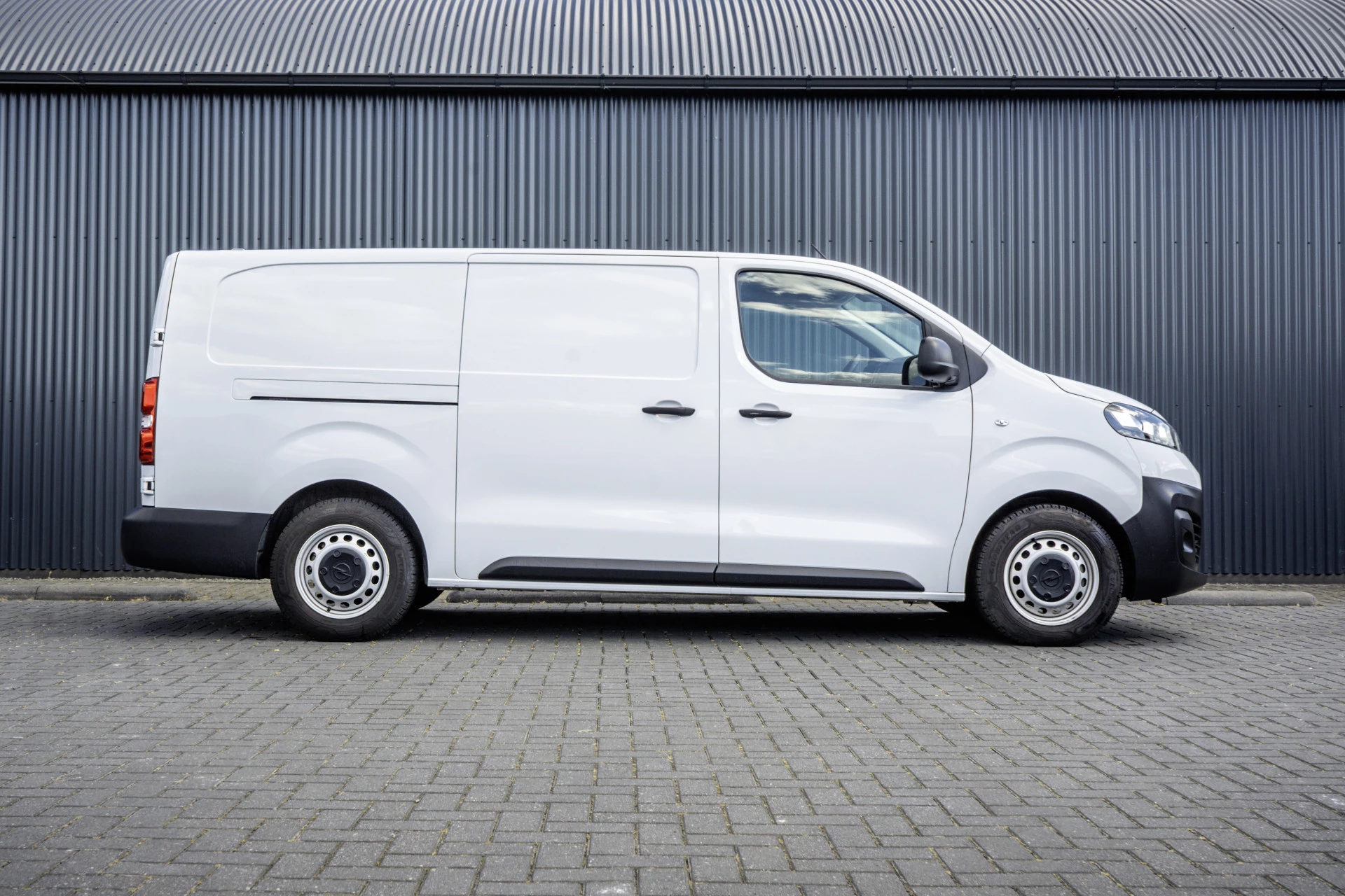 Hoofdafbeelding Opel Vivaro-e