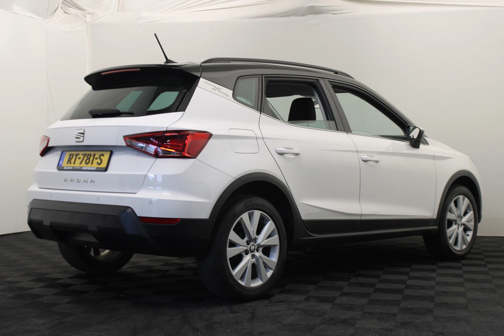 Hoofdafbeelding SEAT Arona