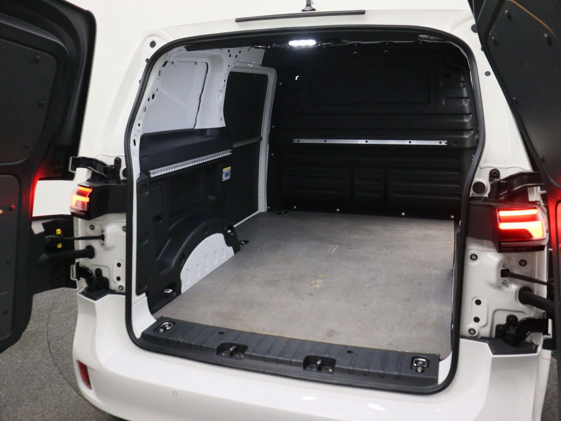 Hoofdafbeelding Volkswagen ID. Buzz Cargo