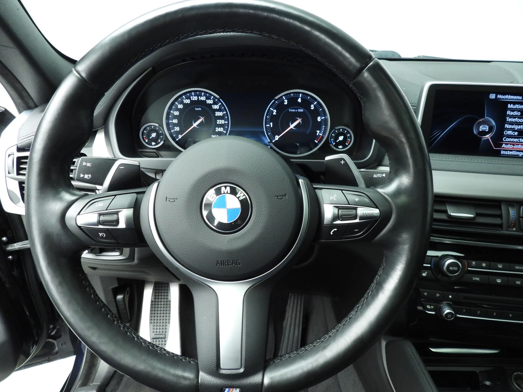 Hoofdafbeelding BMW X6
