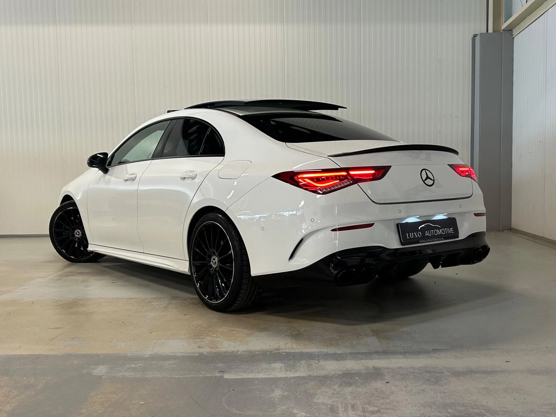 Hoofdafbeelding Mercedes-Benz CLA