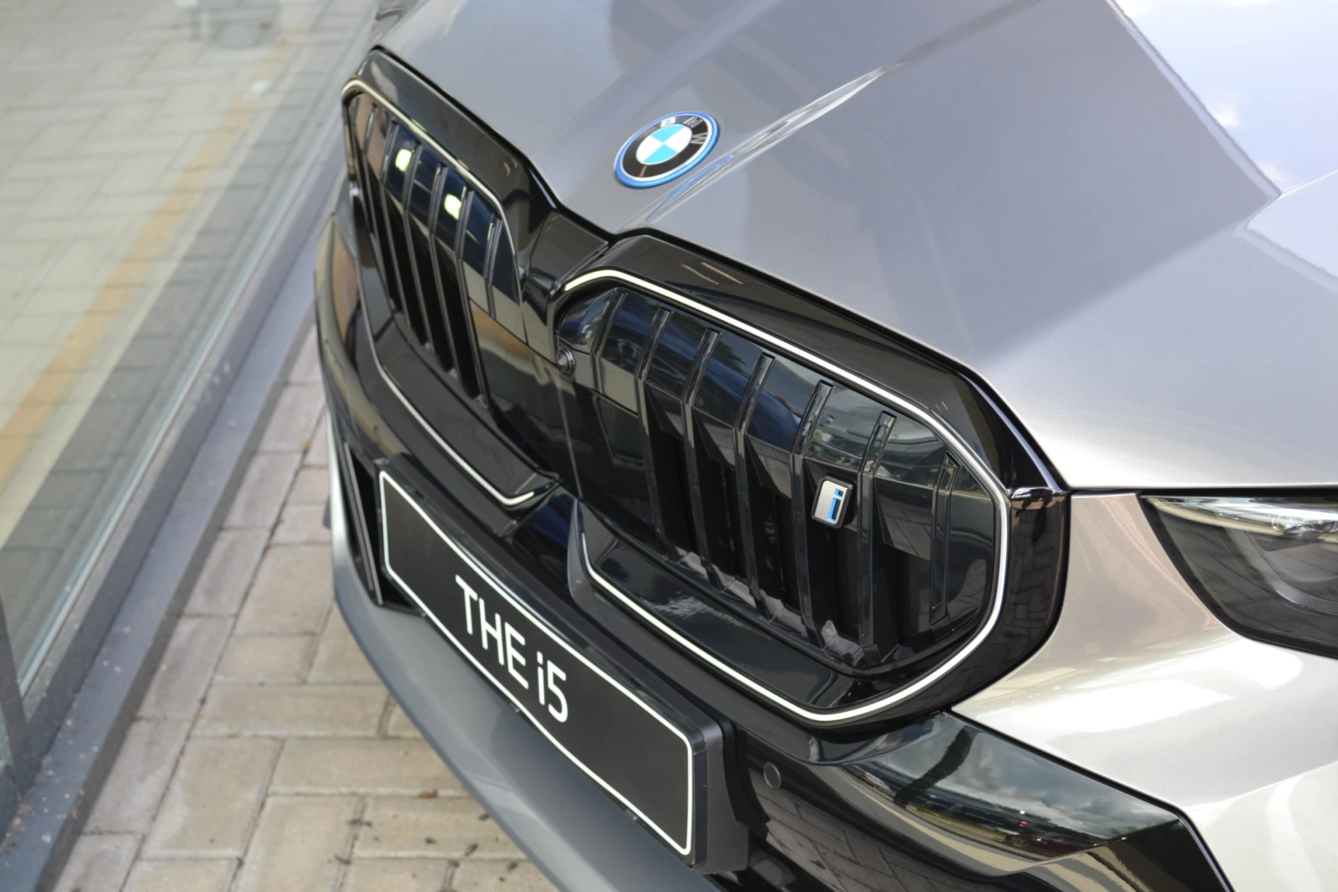 Hoofdafbeelding BMW i5