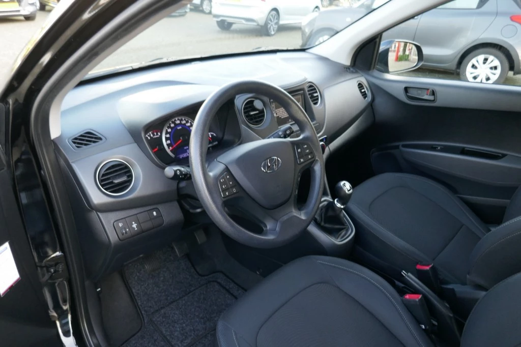Hoofdafbeelding Hyundai i10