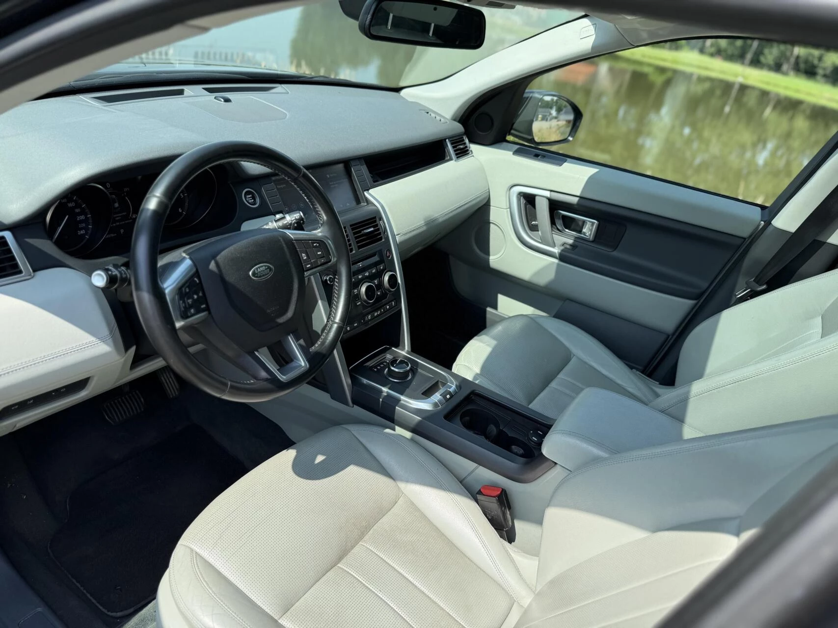 Hoofdafbeelding Land Rover Discovery Sport