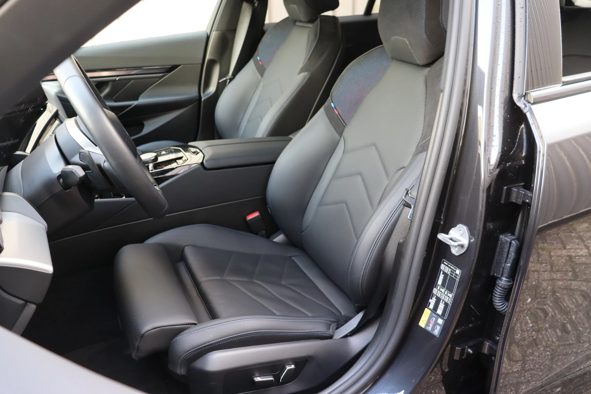 Hoofdafbeelding BMW i5