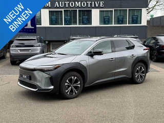 Toyota bZ4X Premium 71 kWh VAN: 39.900,- VOOR: 36.877,- UW LENTEVOORDEEL: 3.023,- | MEGA VOLLE AUTO | 10 jaar TOYOTA GARANTIE | TREKHAAK
