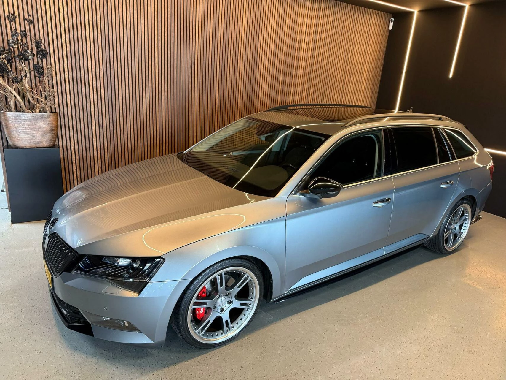Hoofdafbeelding Škoda Superb