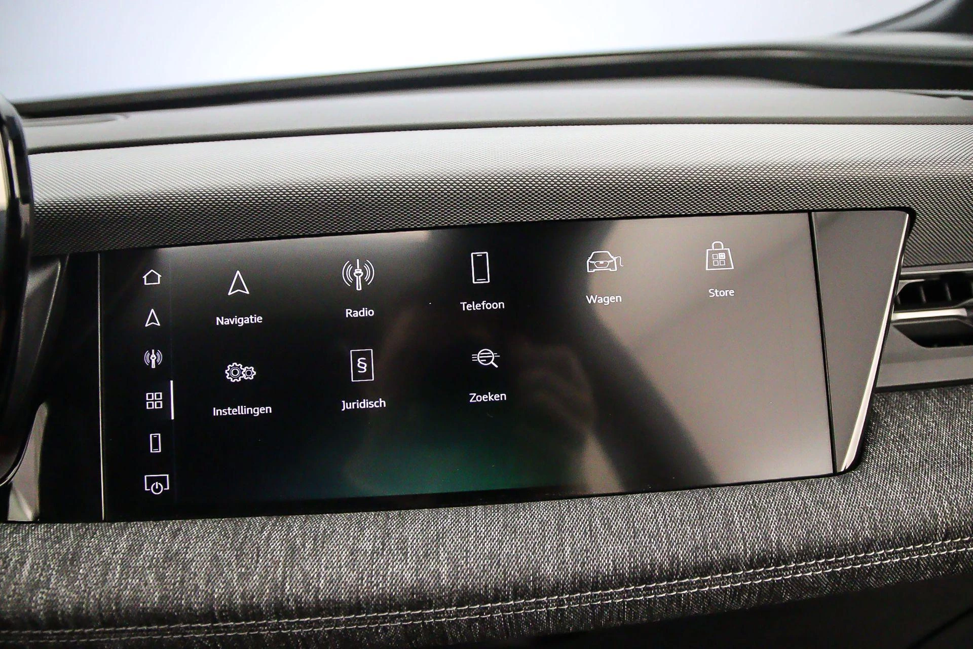Hoofdafbeelding Audi Q6 e-tron
