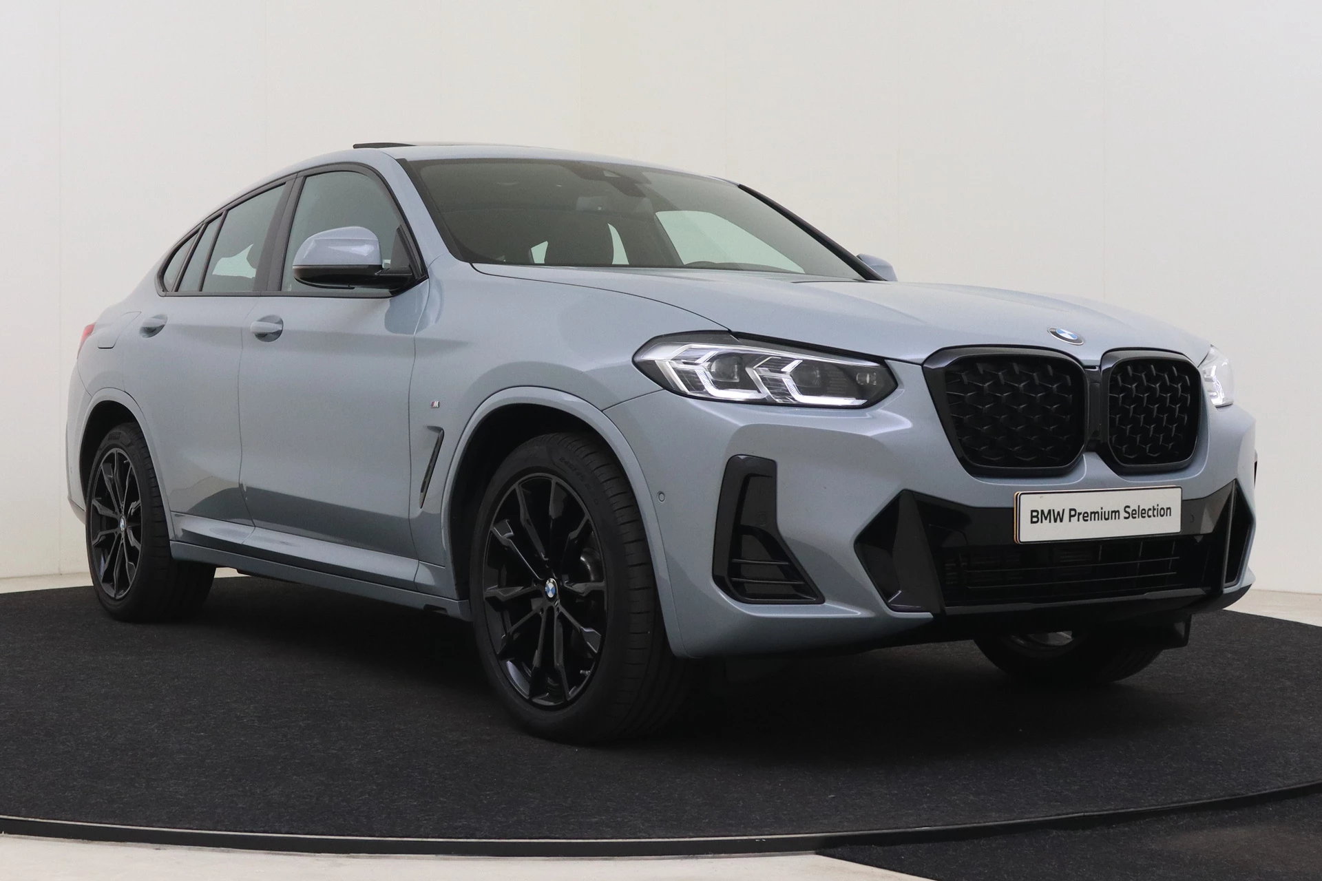 Hoofdafbeelding BMW X4