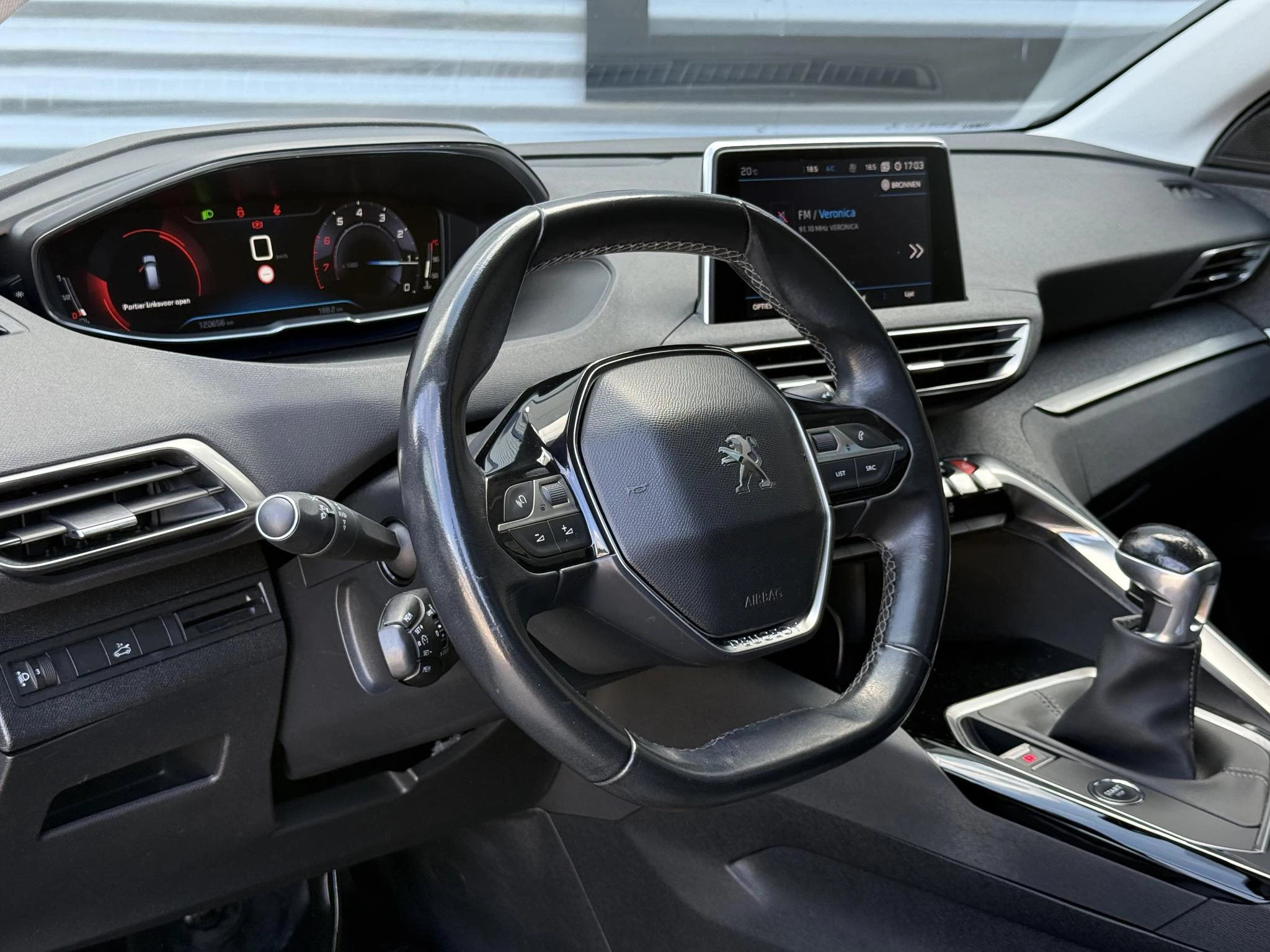 Hoofdafbeelding Peugeot 5008