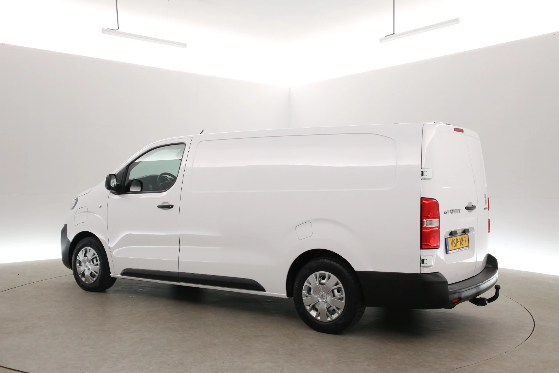 Hoofdafbeelding Peugeot e-Expert