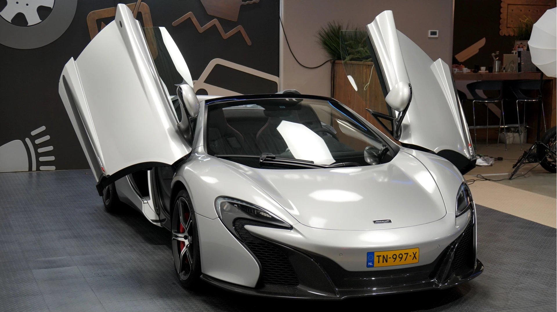 Hoofdafbeelding McLaren 650S